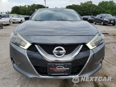 Piąte zdjęcie samochodu w środku: 2017 NISSAN MAXIMA 3.5S VIN:1N4AA6AP4HC436317 - miniatura