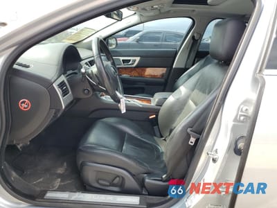 Zdjęcie 7 z 12 samochodu: 2015 JAGUAR XF 2.0T PREMIUM VIN:SAJWA0FS5FPU81073 - miniatura