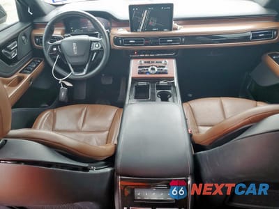 Zdjęcie 8 z 16 samochodu: 2022 LINCOLN AVIATOR RESERVE VIN:5LM5J7WC9NGL01600 - miniatura