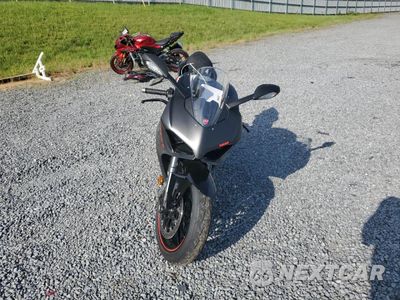 Drugie zdjęcie samochodu z przodu: 2024 DUCATI PANIGALE V2 VIN:ZDMHAATWXRB015312 - miniatura