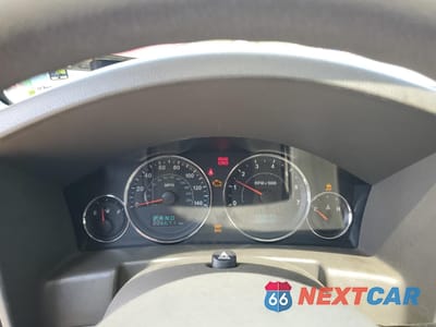 Zdjęcie 9 z 13 samochodu: 2007 JEEP COMMANDER VIN:1J8HG48KX7C621324 - miniatura