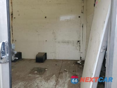 Zdjęcie 11 z 13 samochodu: 2021 CHEV EXPRESS G3500 VIN:1GB0GSF79M1239899 - miniatura