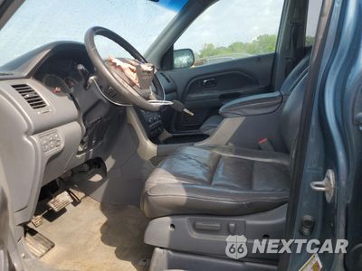 Zdjęcie 7 z 13 samochodu: 2006 HONDA PILOT EX VIN:5FNYF287X6B035685 - miniatura