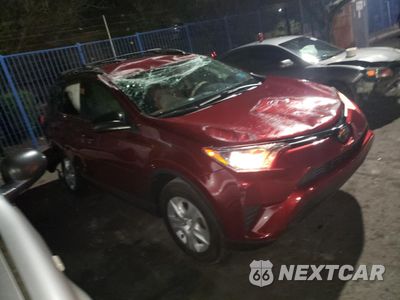 Czwarte zdjęcie samochodu z boku: 2018 TOYOTA RAV4 LE VIN:2T3ZFREV9JW417855 - miniatura
