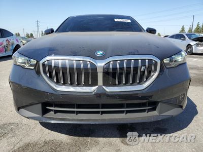 Piąte zdjęcie samochodu w środku: 2024 BMW I5 EDRIVE 40 VIN:WBY33FK05RCR63605 - miniatura