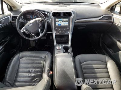 Zdjęcie 8 z 12 samochodu: 2017 FORD FUSION SE HYBRID VIN:3FA6P0LU3HR409518 - miniatura