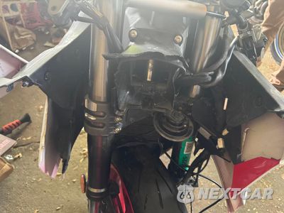 Zdjęcie 6 z 10 samochodu: 2023 DUCATI PANIGALE V2 VIN:ZDMHAATW5PB009978 - miniatura
