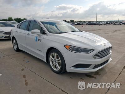 Czwarte zdjęcie samochodu z boku: 2018 FORD FUSION SE HYBRID VIN:3FA6P0LU5JR118783 - miniatura