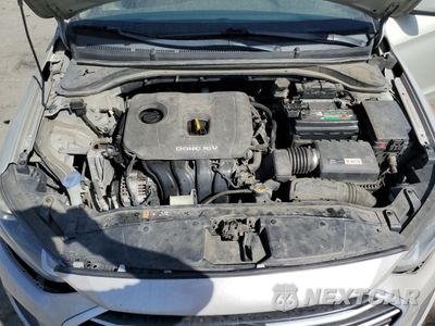Zdjęcie 11 z 12 samochodu: 2017 HYUNDAI ELANTRA SE VIN:5NPD74LF4HH085895 - miniatura