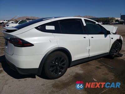 Trzecie zdjęcie samochodu z tyłu: 2023 TESLA MODEL X VIN:7SAXCDE50PF410135 - miniatura
