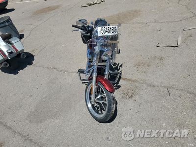 Piąte zdjęcie samochodu w środku: 2016 HARLEY-DAVIDSON XL1200 T VIN:1HD1LL313GC410591 - miniatura