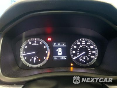 Zdjęcie 9 z 13 samochodu: 2018 HYUNDAI SONATA SE VIN:5NPE24AF4JH723834 - miniatura