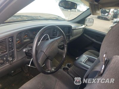 Zdjęcie 8 z 14 samochodu: 2004 CHEVROLET SILVERADO K1500 VIN:1GCEK14T54E131086 - miniatura
