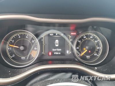 Zdjęcie 9 z 13 samochodu: 2015 JEEP CHEROKEE LATITUDE VIN:1C4PJMCB5FW703406 - miniatura