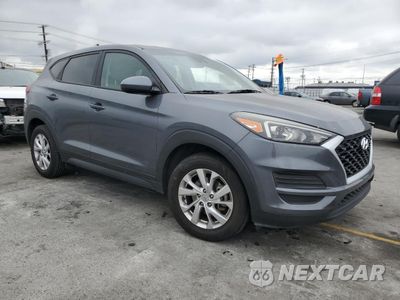 Czwarte zdjęcie samochodu z boku: 2019 HYUNDAI TUCSON SE VIN:KM8J2CA45KU951898 - miniatura