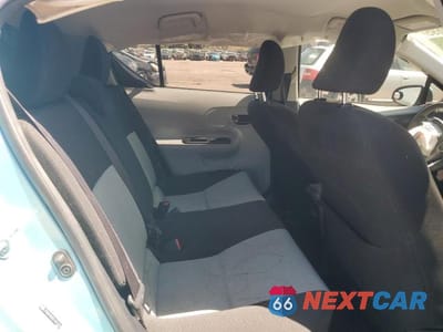 Zdjęcie 10 z 12 samochodu: 2013 TOYOTA PRIUS C VIN:JTDKDTB30D1057336 - miniatura