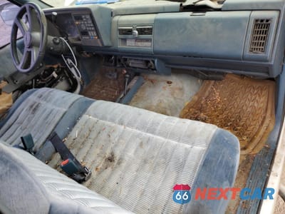 Zdjęcie 8 z 12 samochodu: 1993 GMC SIERRA K1500 VIN:1GTEK14K1PZ532221 - miniatura