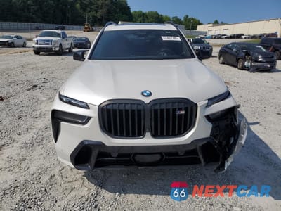 Piąte zdjęcie samochodu w środku: 2024 BMW X7 M60I VIN:5UX33EM0XR9U89591 - miniatura