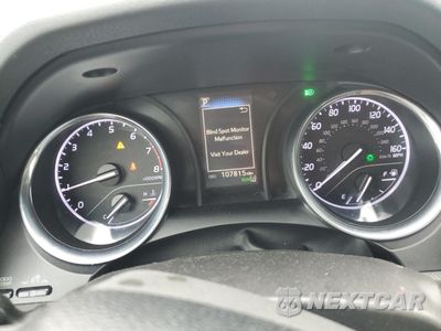 Zdjęcie 9 z 13 samochodu: 2018 TOYOTA CAMRY L VIN:4T1B11HK9JU137879 - miniatura