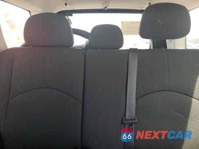 Zdjęcie 10 z 13 samochodu: 2011 MAZDA TRIBUTE I VIN:4F2CY0C70BKM03689 - miniatura