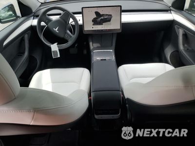 Zdjęcie 8 z 15 samochodu: 2023 TESLA MODEL Y VIN:7SAYGDEE3PF898280 - miniatura