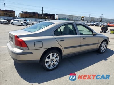 Trzecie zdjęcie samochodu z tyłu: 2004 VOLVO S60 2.5T VIN:YV1RH59H942351810 - miniatura