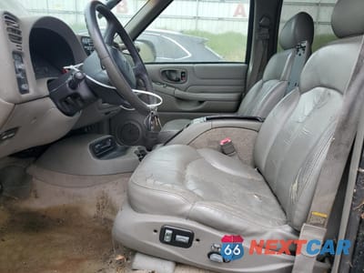Zdjęcie 7 z 13 samochodu: 1999 CHEVROLET BLAZER VIN:1GNDT13W4X2169135 - miniatura