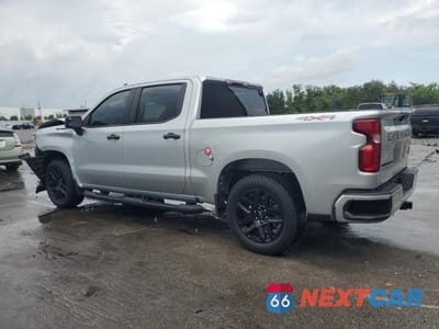 Drugie zdjęcie samochodu z przodu: 2021 CHEVROLET SILVERADO K1500 CUSTOM VIN:1GCPYBEK6MZ277556 - miniatura