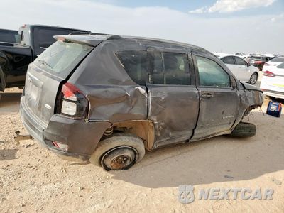 Trzecie zdjęcie samochodu z tyłu: 2016 JEEP COMPASS LATITUDE VIN:1C4NJCEAXGD704831 - miniatura