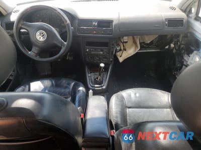 Zdjęcie 8 z 12 samochodu: 2000 VOLKSWAGEN JETTA GLS VIN:3VWSA29M3YM174433 - miniatura