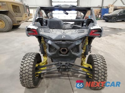 Zdjęcie 6 z 12 samochodu: 2018 CAN-AM MAVERICK X3 TURBO VIN:3JBVGAY4XJK001586 - miniatura