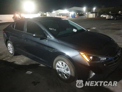 Czwarte zdjęcie samochodu z boku: 2020 HYUNDAI ELANTRA SE VIN:5NPD74LF0LH550536 - miniatura