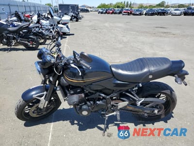 Trzecie zdjęcie samochodu z tyłu: 2018 KAWASAKI ZR900 R VIN:JKAZR2C10JA011003 - miniatura