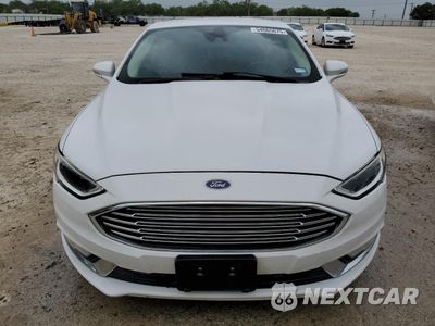 Piąte zdjęcie samochodu w środku: 2017 FORD FUSION SE HYBRID VIN:3FA6P0LU4HR409057 - miniatura
