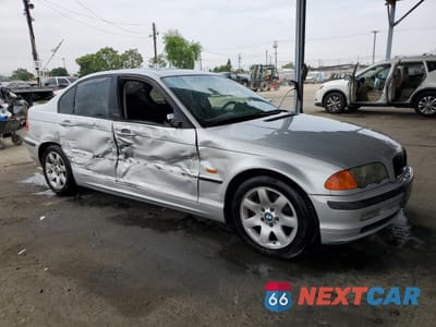 Czwarte zdjęcie samochodu z boku: 2000 BMW 323 I VIN:WBAAM3342YCA93235 - miniatura