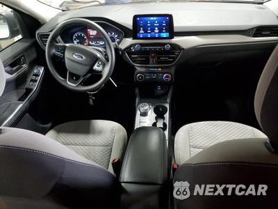 Zdjęcie 8 z 15 samochodu: 2022 FORD ESCAPE SE VIN:1FMCU0G61NUA55192 - miniatura