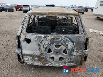 Zdjęcie 6 z 13 samochodu: 2004 TOYOTA RAV4 BASE VIN:JTEGD20V240029463 - miniatura