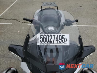 Piąte zdjęcie samochodu w środku: 2017 CAN-AM SPYDER ROADSTER F3-T VIN:2BXREDD29HV000079 - miniatura