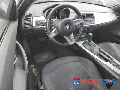 Zdjęcie 8 z 14 samochodu: 2007 BMW Z4 3.0 VIN:4USBU33527LW73350 - miniatura