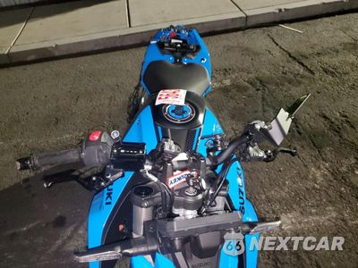 Piąte zdjęcie samochodu w środku: 2023 SUZUKI GSX800 R VIN:JS1EM11B9P7100318 - miniatura