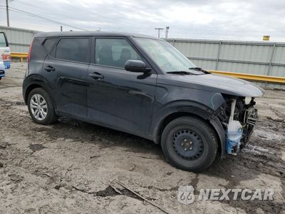 Czwarte zdjęcie samochodu z boku: 2020 KIA SOUL LX VIN:KNDJ23AU8L7704007 - miniatura