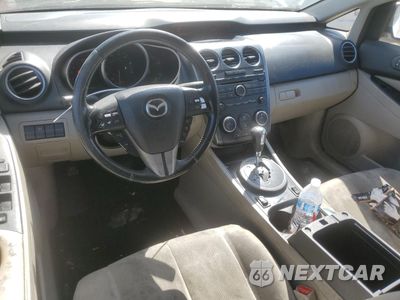 Zdjęcie 8 z 13 samochodu: 2011 MAZDA CX-7 VIN:JM3ER2BM8B0387818 - miniatura