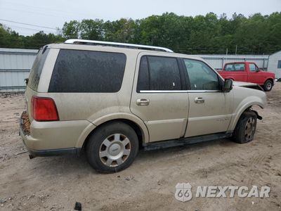Trzecie zdjęcie samochodu z tyłu: 2005 LINCOLN NAVIGATOR VIN:5LMFU27525LJ10705 - miniatura