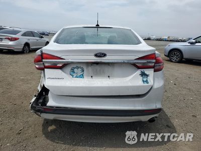 Zdjęcie 6 z 12 samochodu: 2018 FORD FUSION S VIN:3FA6P0G71JR193761 - miniatura