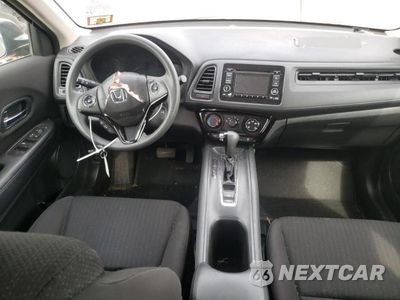 Zdjęcie 8 z 13 samochodu: 2018 HONDA HR-V LX VIN:3CZRU6H38JG724555 - miniatura