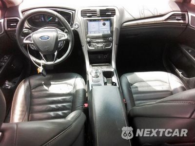 Zdjęcie 8 z 13 samochodu: 2017 FORD FUSION SE HYBRID VIN:3FA6P0LUZHR410061 - miniatura
