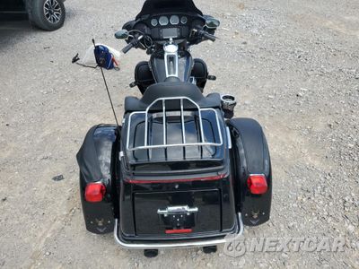 Zdjęcie 6 z 10 samochodu: 2018 HARLEY-DAVIDSON FLHTCUTG TRI GLIDE ULTRA VIN:1HD1MAD12JB859919 - miniatura