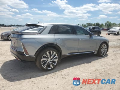 Trzecie zdjęcie samochodu z tyłu: 2024 CADILLAC LYRIQ LUXURY VIN:1GYKPSRK1RZ104892 - miniatura