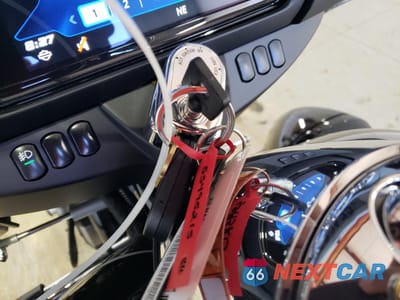 Zdjęcie 8 z 10 samochodu: 2023 HARLEY-DAVIDSON FLHTCUTG VIN:1HD1MAF18PB856058 - miniatura
