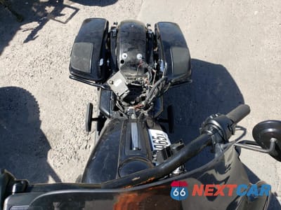 Piąte zdjęcie samochodu w środku: 2021 HARLEY-DAVIDSON FLHTK VIN:1HD1KEF12MB654227 - miniatura